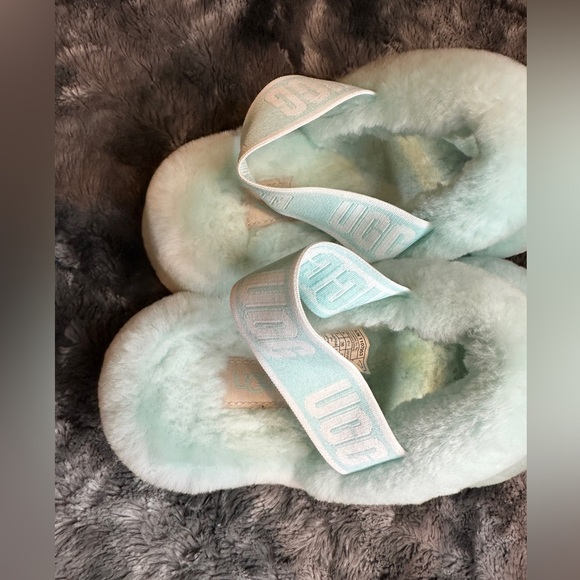 Women’s UGG Oh Yeah Slide Slippers in 'Sky' - Picture 6 of 11